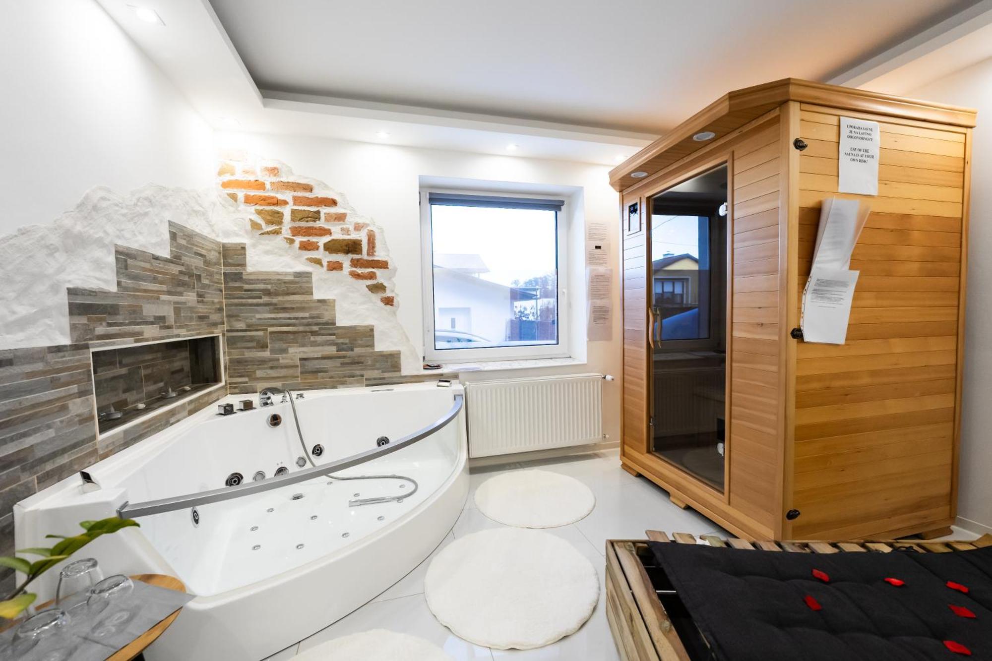 Luxe Apartments Ljutomer Esterno foto